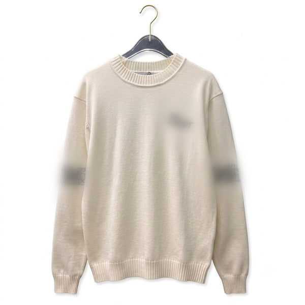 Minimalist Relaxed-Fit Long-Sleeve Sweater